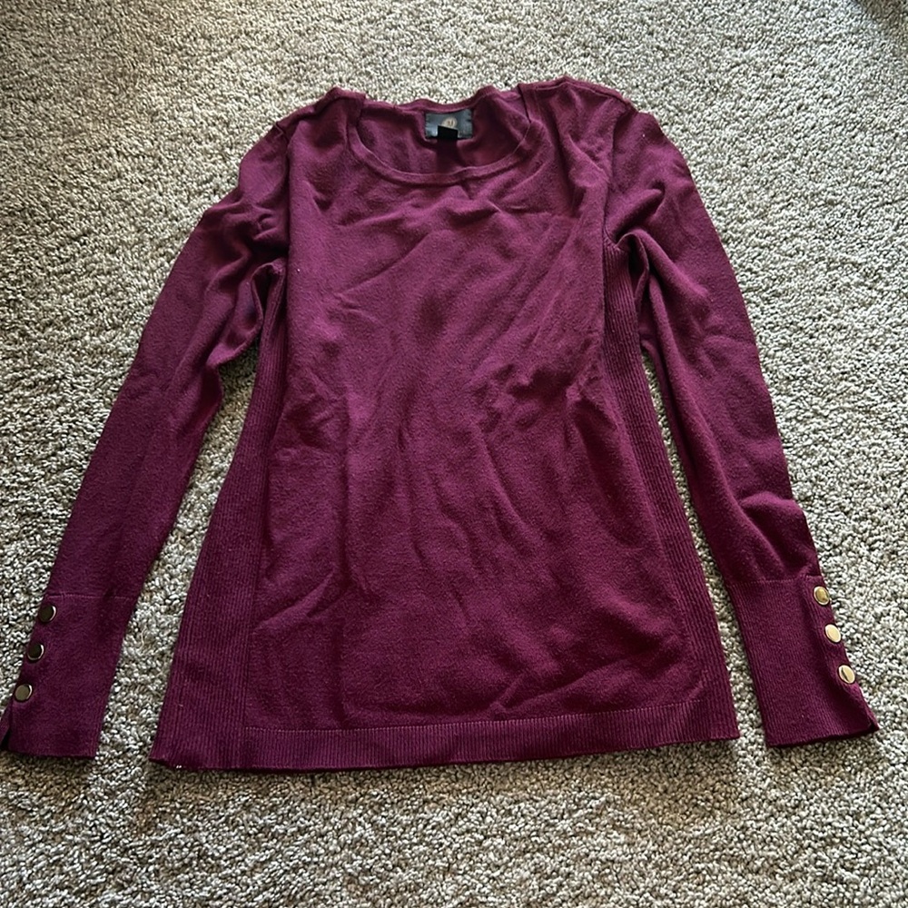 Soft stretchy sweater, size small (PP)